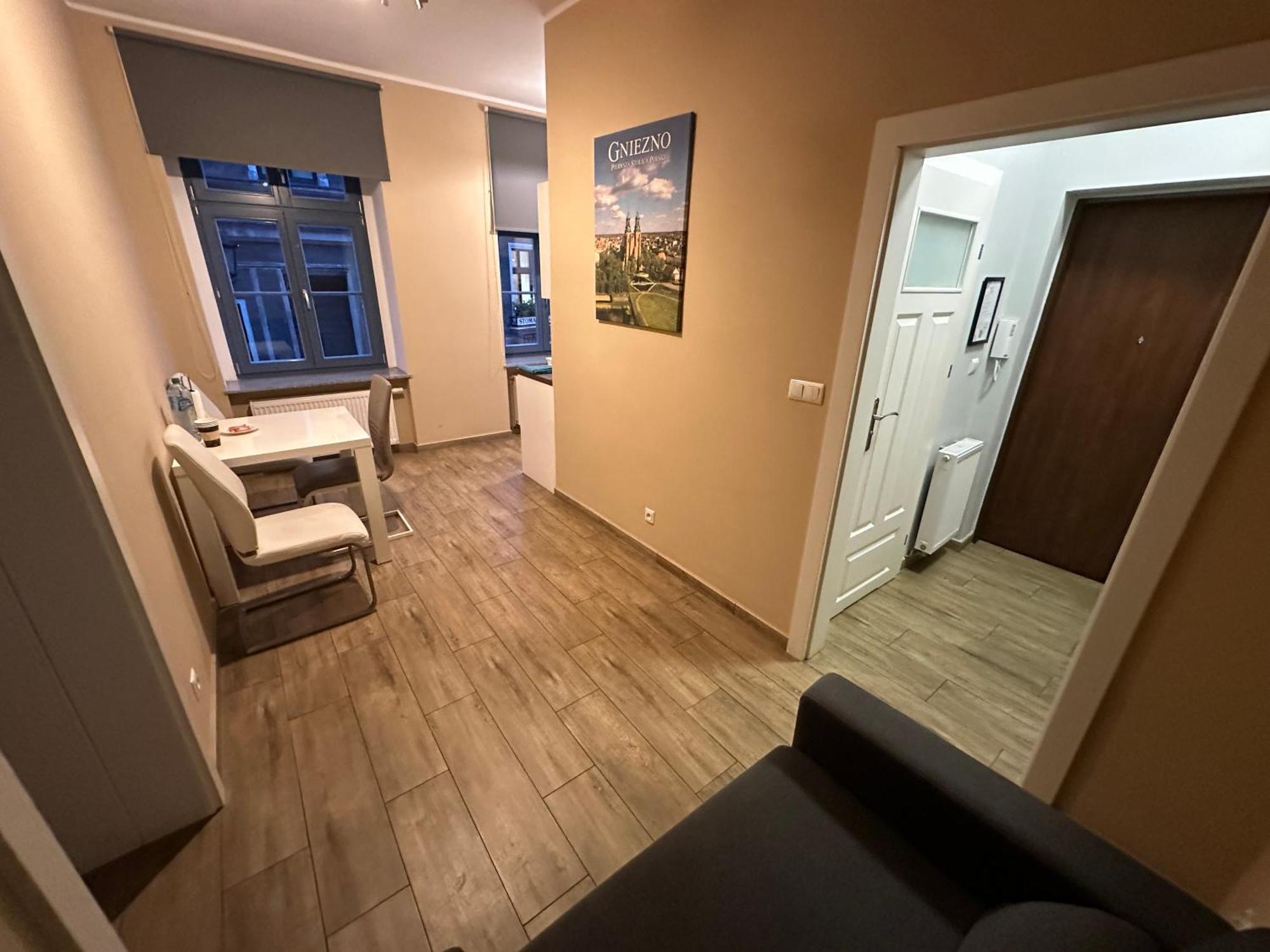 Apartament Kleopatra Гнезно Экстерьер фото