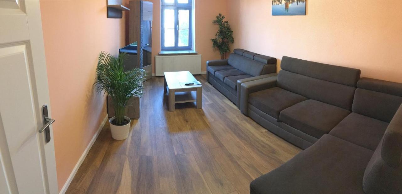 Apartament Kleopatra Гнезно Экстерьер фото